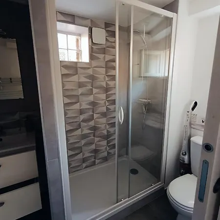 Renove Avec Terrasse St Raphael Ferienhaus *