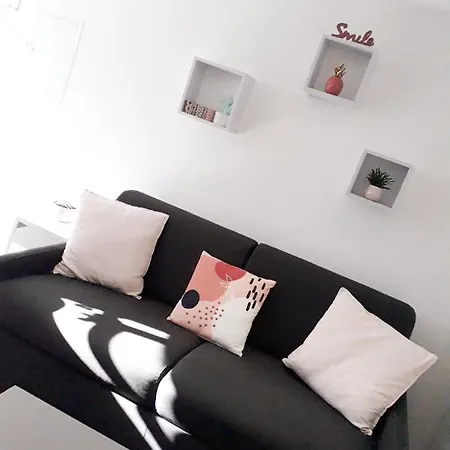 Semesterbostad Renove Avec Terrasse St Raphael Saint-Raphaël