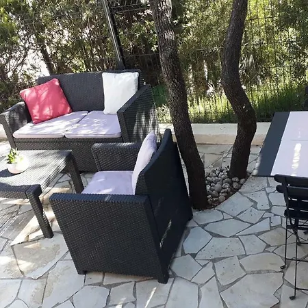 Renove Avec Terrasse St Raphael * Saint-Raphaël